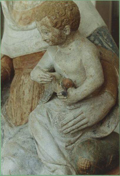 statue : Vierge à l'Enfant assise, détail