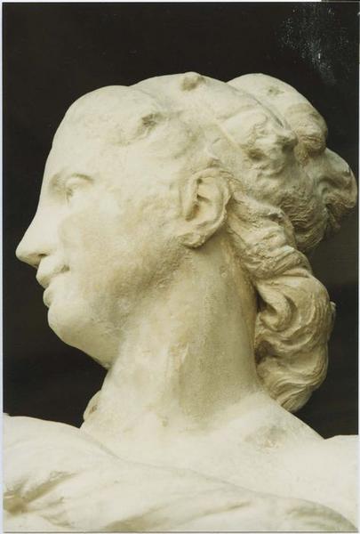 statue : Allégorie de l'air, détail, profil gauche