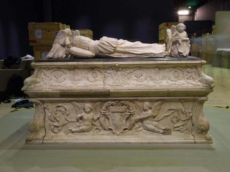 tombeau avec gisants de Charles-Orland et Charles, enfants de Charles VIII, vue générale