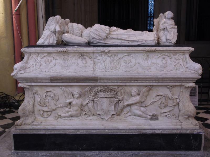 tombeau avec gisants de Charles-Orland et Charles, enfants de Charles VIII, vue générale