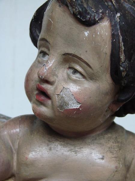 statue : Vierge à l'enfant, détail