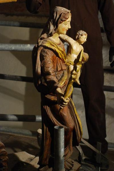 retable du maître-autel, détail d'une statuette : Vierge à l'enfant