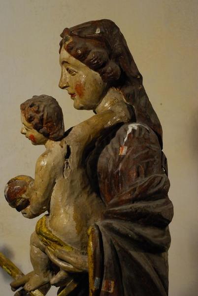 retable du maître-autel, détail d'une statuette : Vierge à l'enfant