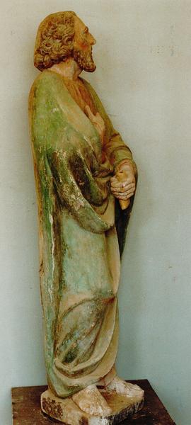 statue : apôtre, profil droit, vue générale