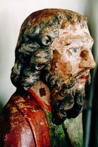 statue : apôtre, vue partielle
