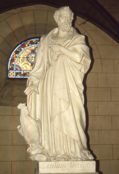 statue : saint Pierre, vue générale