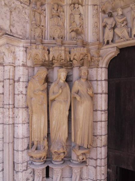 Portail nord, piedroit de gauche, statues, vue générale