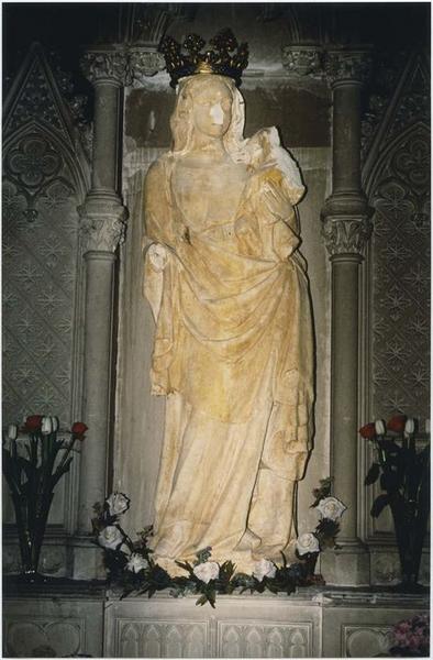 statue : Vierge à l'Enfant dite Notre-Dame du Guet, vue générale - © Ministère de la Culture (France), Médiathèque du patrimoine et de la photographie (objets mobiliers), tous droits réservés