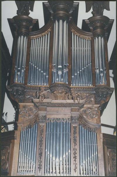 orgue de tribune, vue partielle