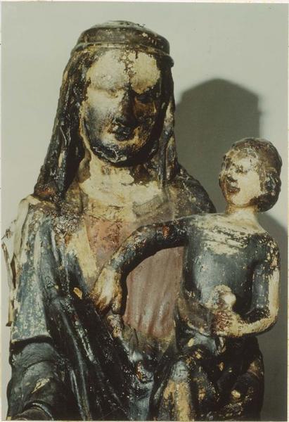 statue : Notre-Dame-de-Grâce, vue partielle - © Ministère de la Culture (France), Médiathèque du patrimoine et de la photographie (objets mobiliers), tous droits réservés