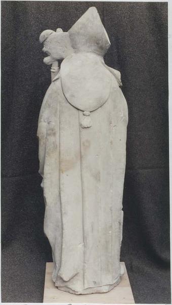 statue : saint Nicolas, vue générale du revers