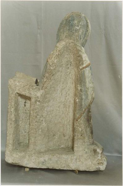 groupe sculpté : L'Annonciation, détail : revers de la statue de la Vierge - © Ministère de la Culture (France), Médiathèque du patrimoine et de la photographie (objets mobiliers), tous droits réservés
