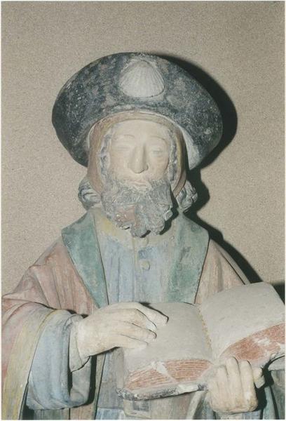 statue : saint Jacques, vue partielle