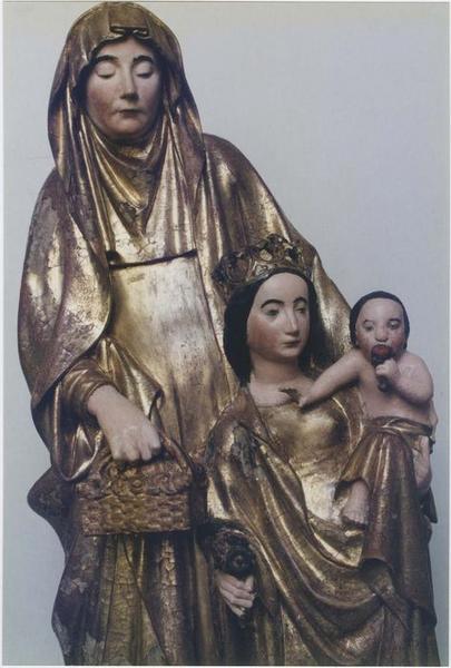 groupe sculpté (petite nature) : sainte Anne, la Vierge et l'Enfant ou sainte Anne trinitaire, dite l'Enfant au rognon, vue partielle