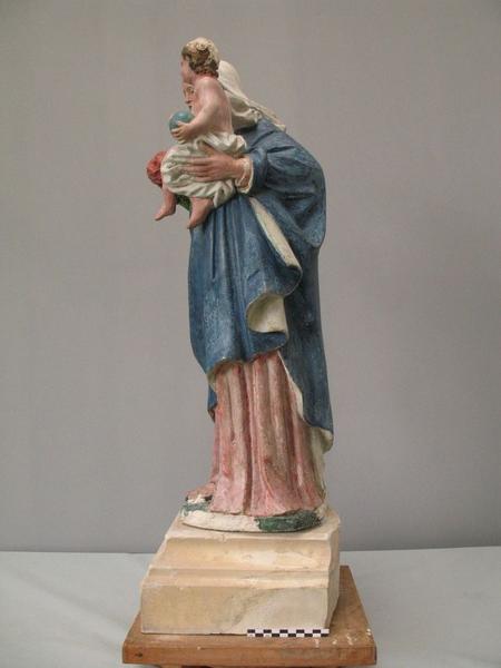 statue : Vierge à l'Enfant, vue générale, profil gauche