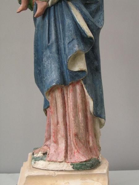 statue : Vierge à l'Enfant, vue partielle