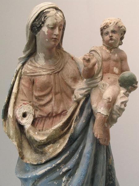 statue : Vierge à l'Enfant, vue partielle