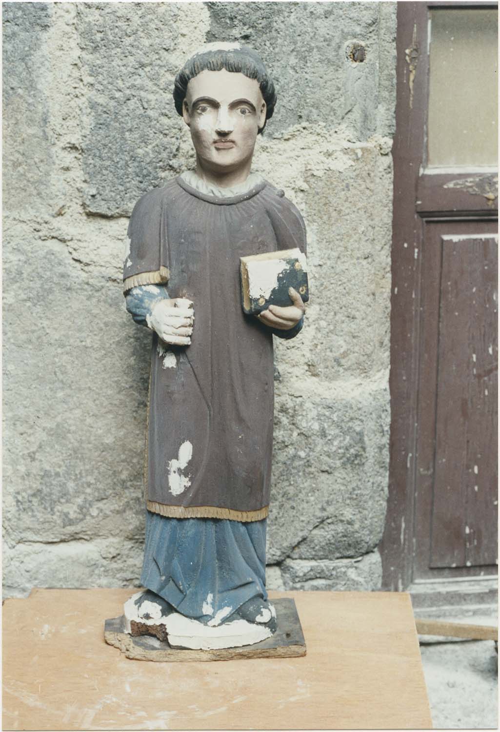 statue de diacre : saint Laurent (?), vue générale