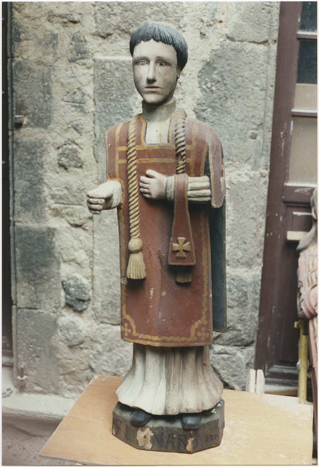 statue : saint Léonard, vue générale