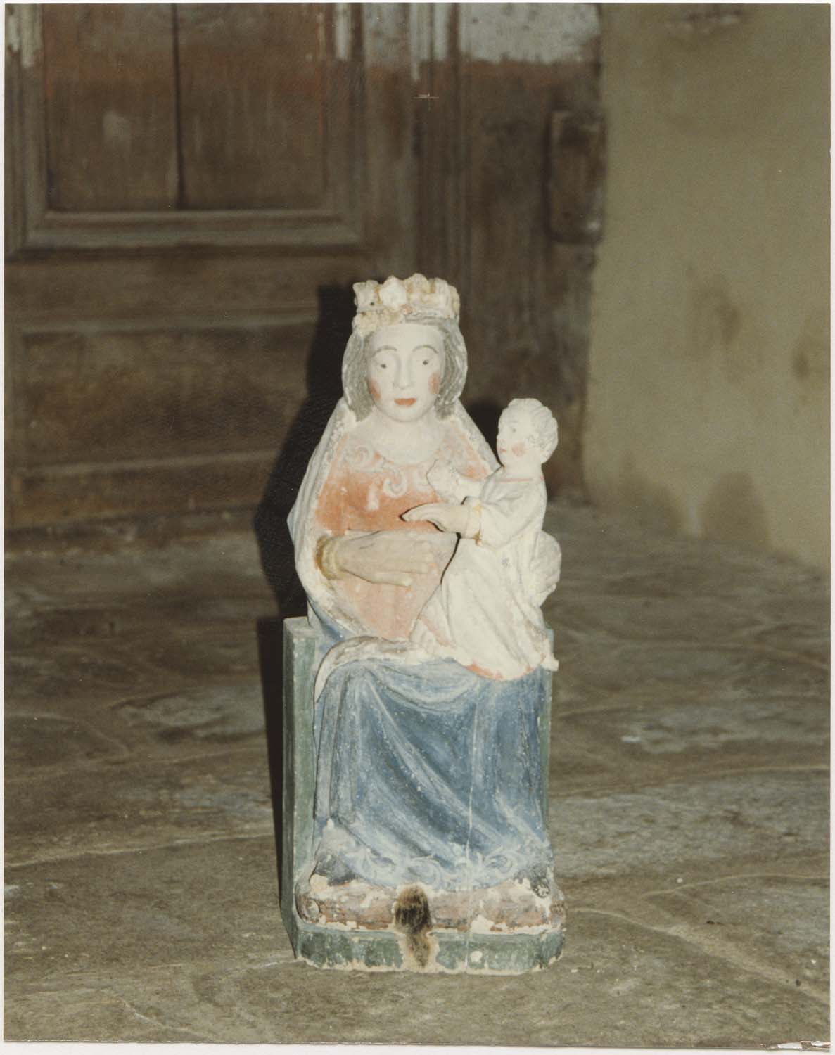 statue : Vierge à l’enfant, vue générale