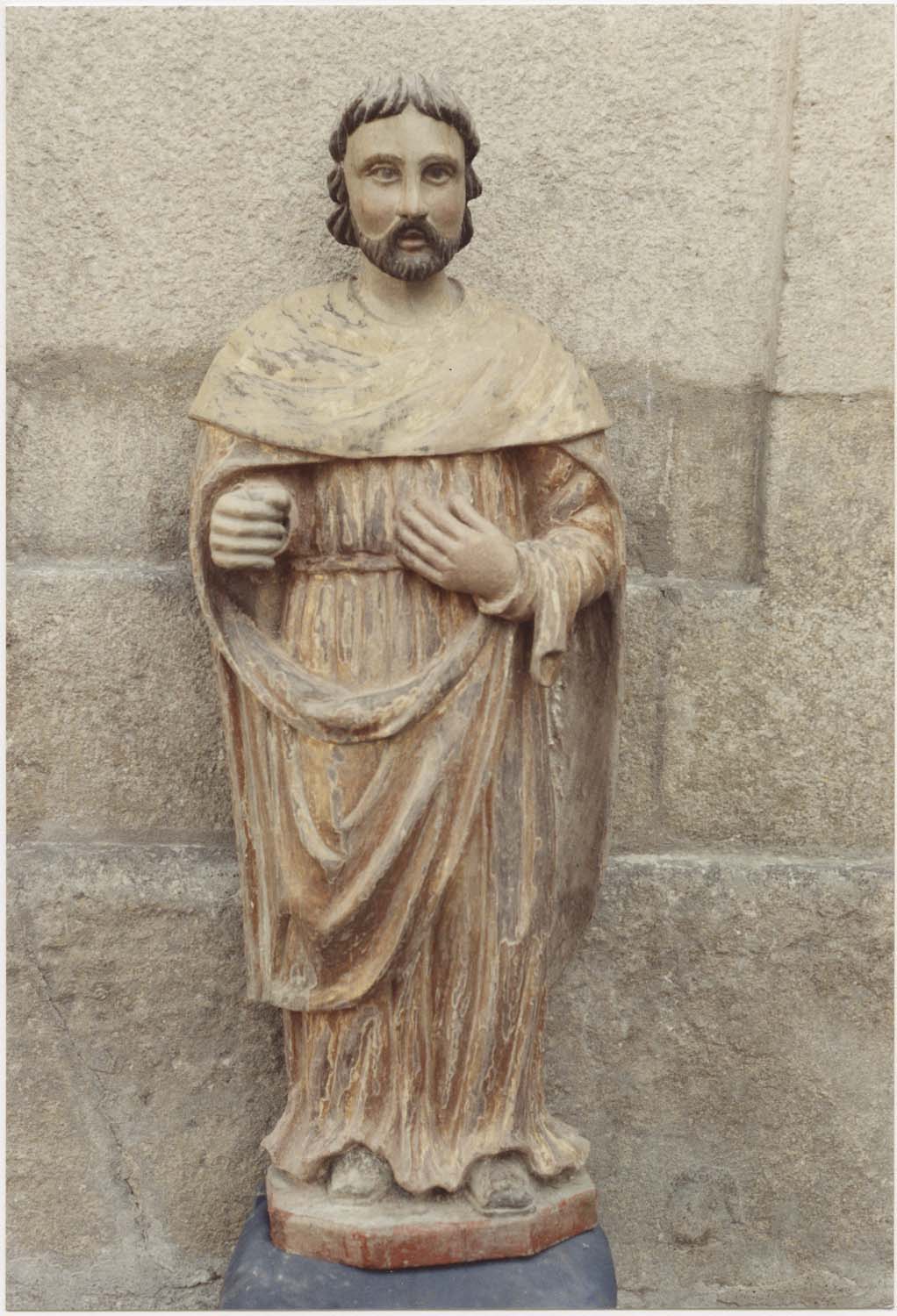 statue : saint Damien, vue générale