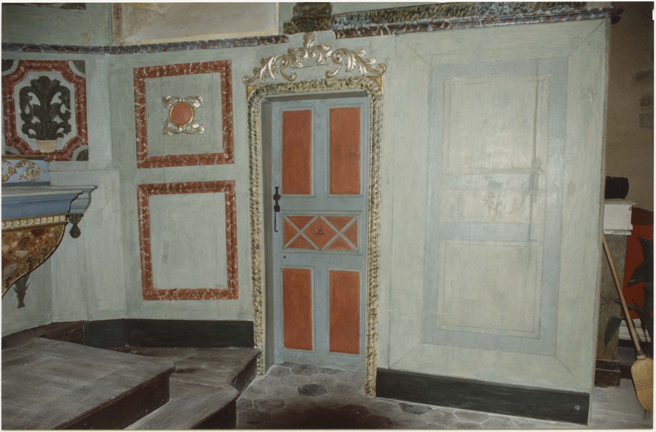 lambris de hauteur, vue partielle