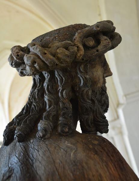 statue : le Christ aux liens, détail, profil droit - © Ministère de la Culture (France), Médiathèque du patrimoine et de la photographie (objets mobiliers), tous droits réservés