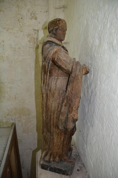 statue : sainte martyre non identifiée, profil droit, vue générale - © Ministère de la Culture (France), Médiathèque du patrimoine et de la photographie (objets mobiliers), tous droits réservés