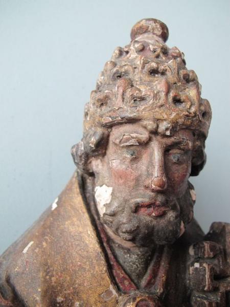 statuette : saint Pierre, détail