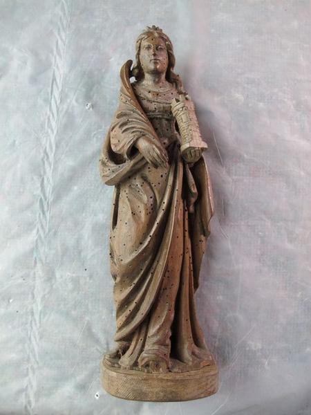 statuette : sainte Barbe, vue générale