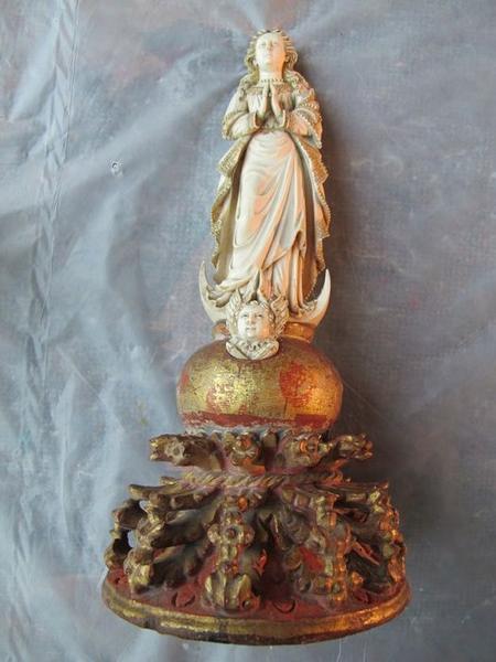 statuette : L'Immaculée Conception, vue générale