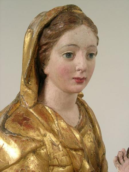 statue : Vierge à l'enfant, détail