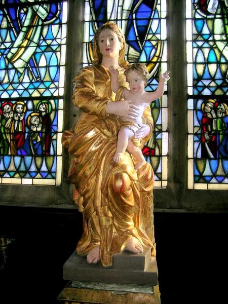 statue : Vierge à l'enfant, vue générale