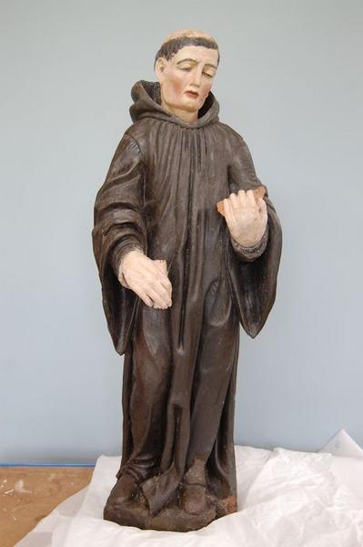 statue : saint Benoît, vue générale