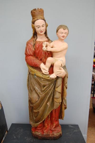 statue : Vierge à l'enfant, vue générale