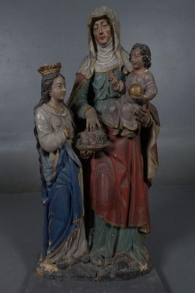 groupe sculpté : Sainte Anne, la Vierge et l'enfant Jésus, vue générale - © Ministère de la Culture (France), Médiathèque du patrimoine et de la photographie (objets mobiliers), tous droits réservés