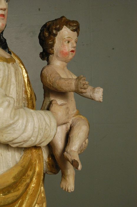 statue : Vierge à l'Enfant, détail - © Ministère de la Culture (France), Médiathèque du patrimoine et de la photographie (département de la documentation), tous droits réservés