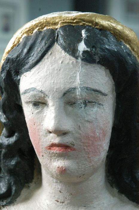 statue : Vierge à l'Enfant, détail