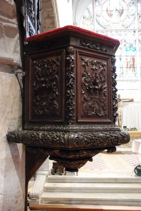 chaire à prêcher, vue partielle