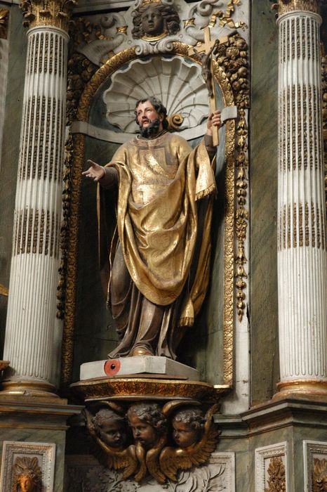 statue du retable du maître-autel : Evêque non identifié, vue générale