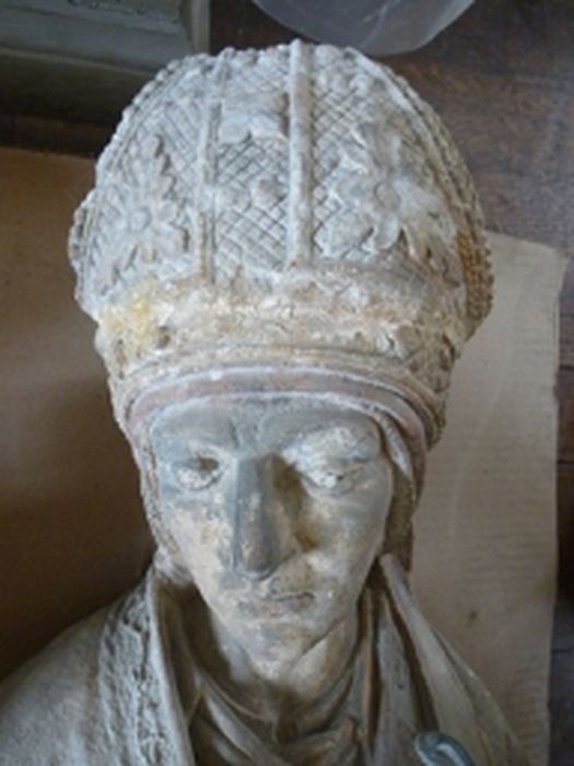 statue (statuette) : Saint Evêque, détail