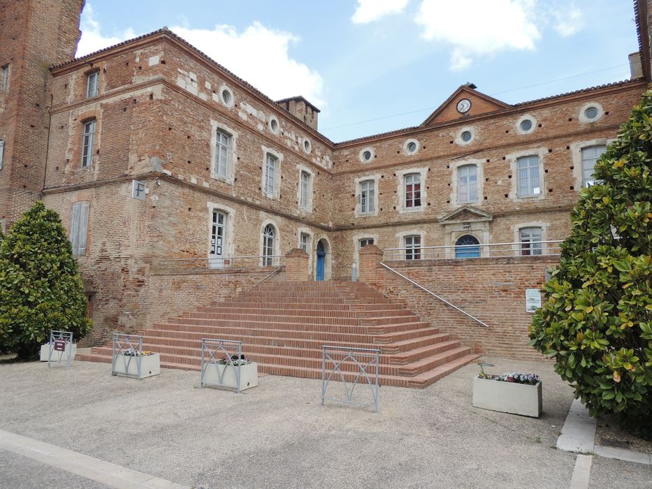 Château dit Richard Coeur de Lion : Ensemble sud-est, vue générale