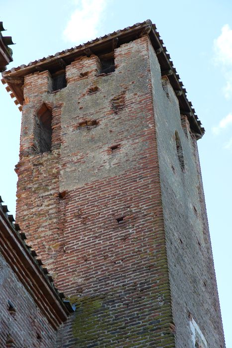 Château dit Richard Coeur de Lion : Tour nord-ouest, vue partielle