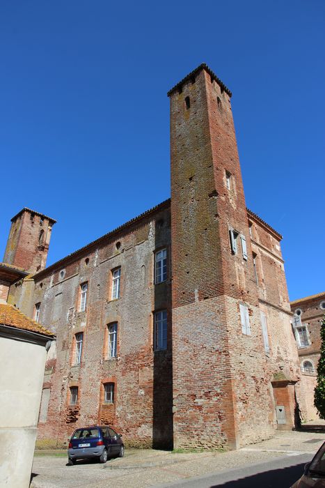 Château dit Richard Coeur de Lion : Façade ouest, vue générale