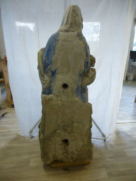 groupe sculpté : Vierge de pitié, revers, vue générale