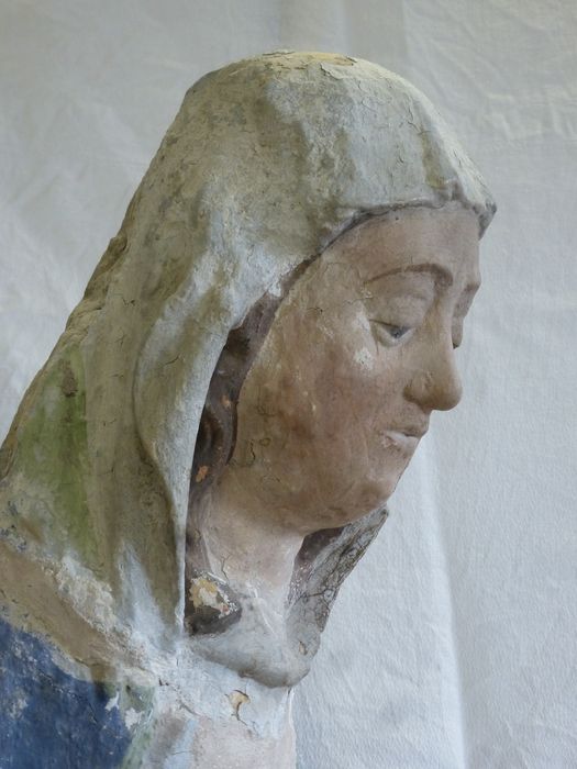 groupe sculpté : Vierge de pitié, vue partielle