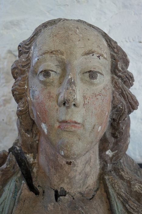 statue : Vierge à l'Enfant, détail