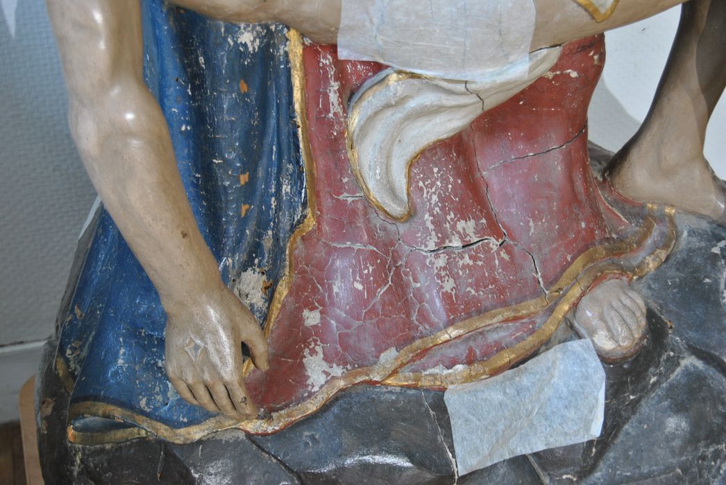 groupe sculpté : Vierge de pitié, détail