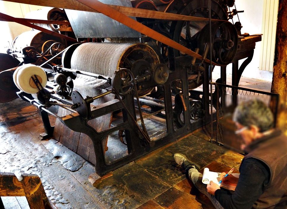 machine liée à la production industrielle (carde bobineuse)