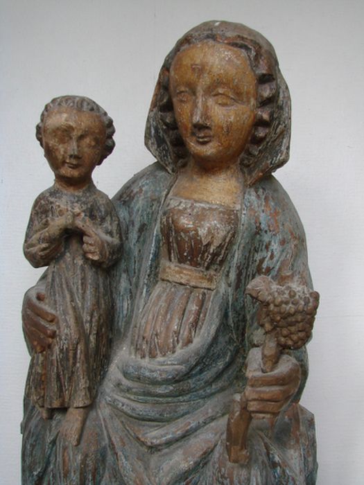 statue : Vierge à l'Enfant, vue partielle - © Ministère de la Culture (France), Médiathèque du patrimoine et de la photographie (département de la documentation), tous droits réservés